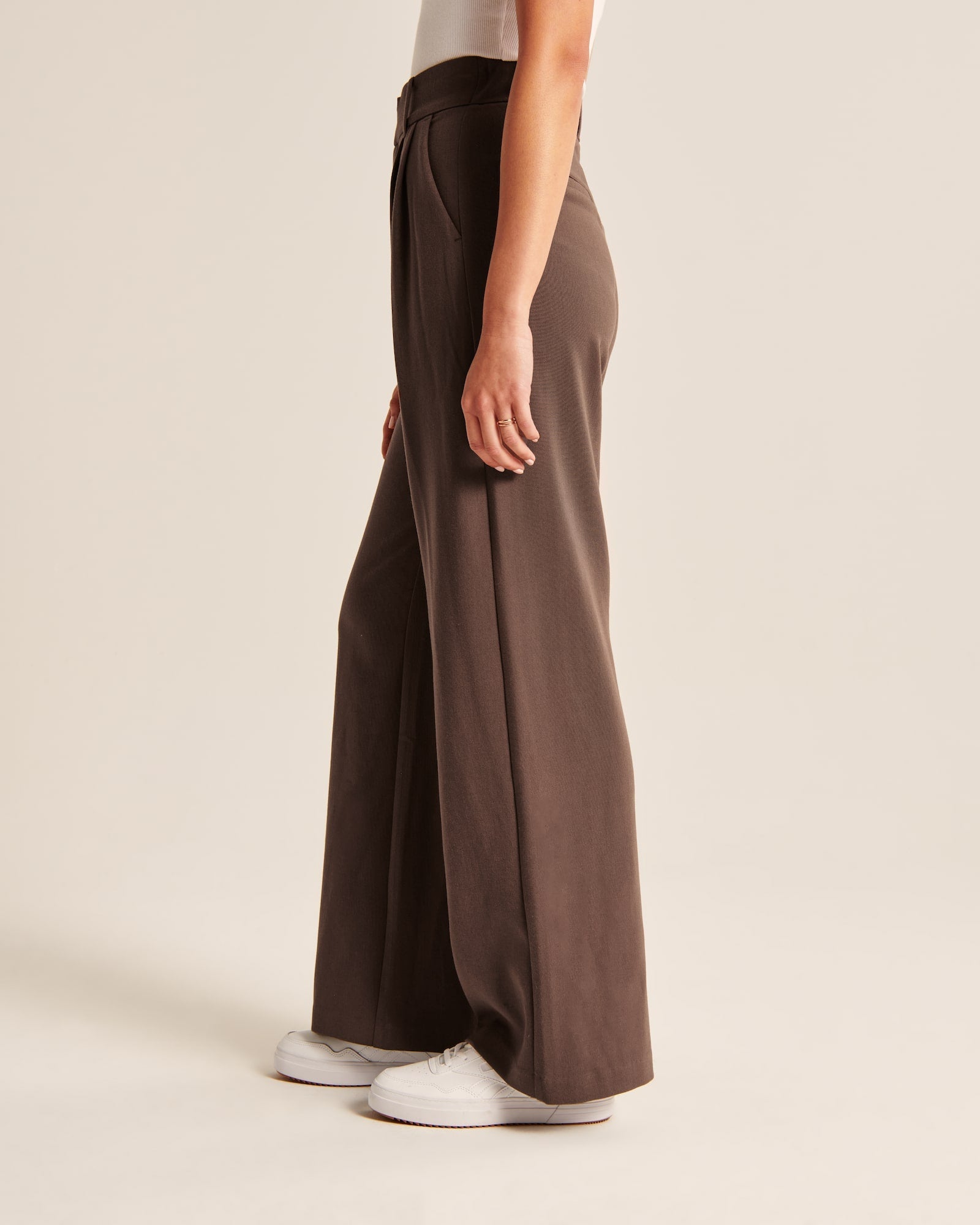 Aura | Pantalones Anchos Moca